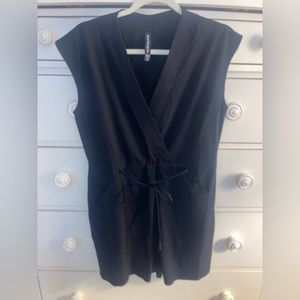 Athleta black romper. Size extra small. Worn once.